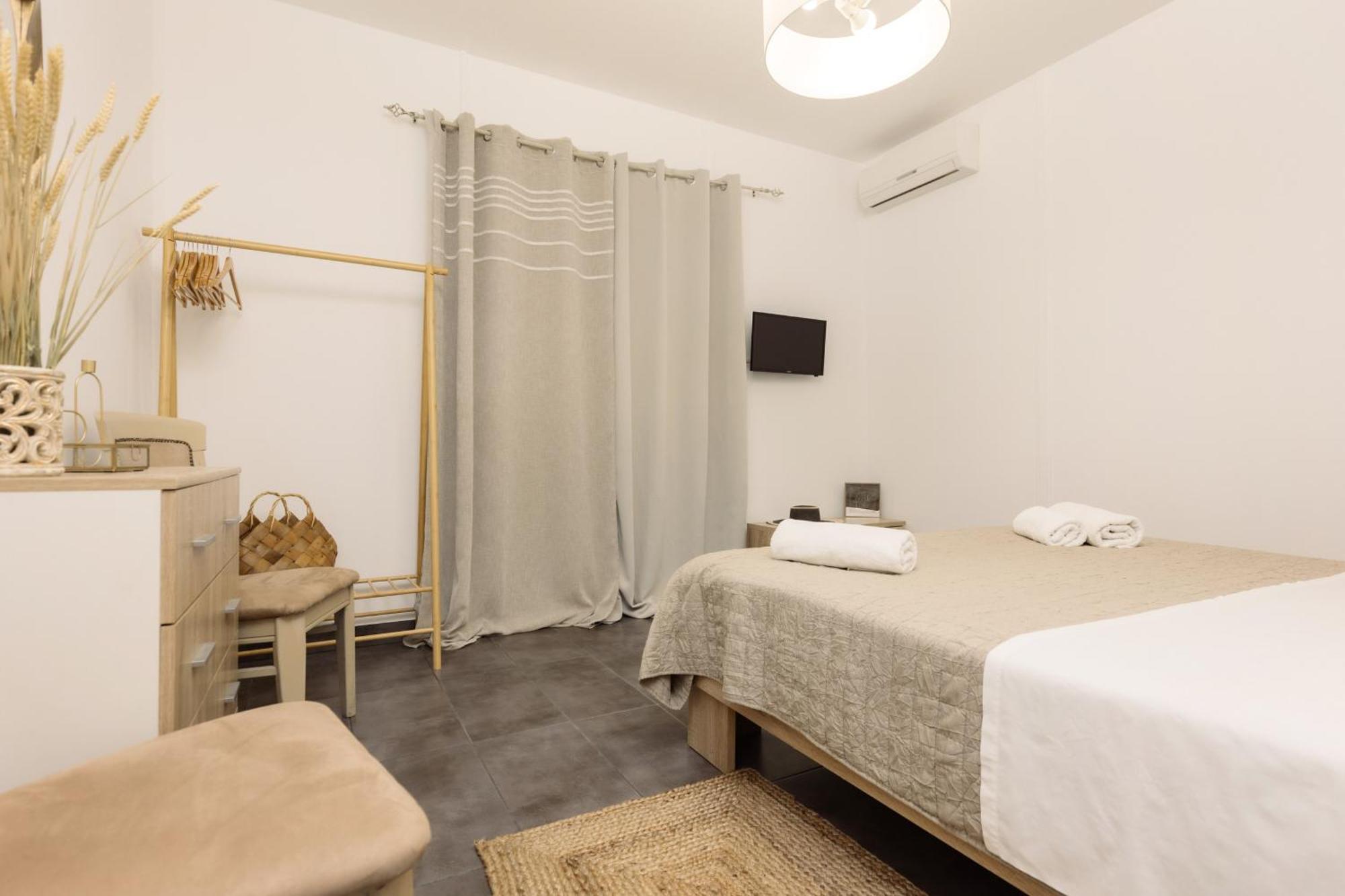 Pretty Spiti Holiday Retreat Laganas Room photo